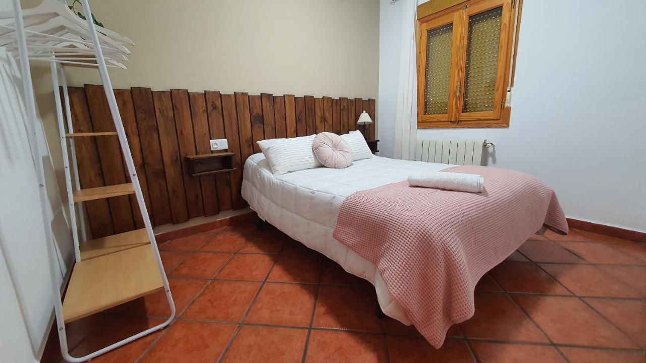 Alojamiento Rural Casa Inocente La Toba  Eksteriør bilde